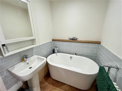 Picture 16